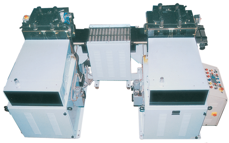 > </div>
<div class=